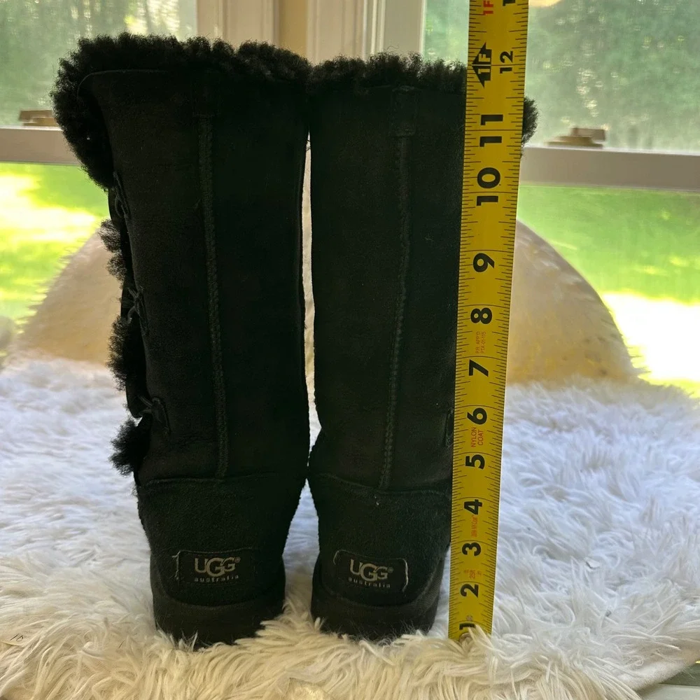 UGG Women's Bailey Button Triplet Tall Boots Black Suede Sheepskin Lined sz 5